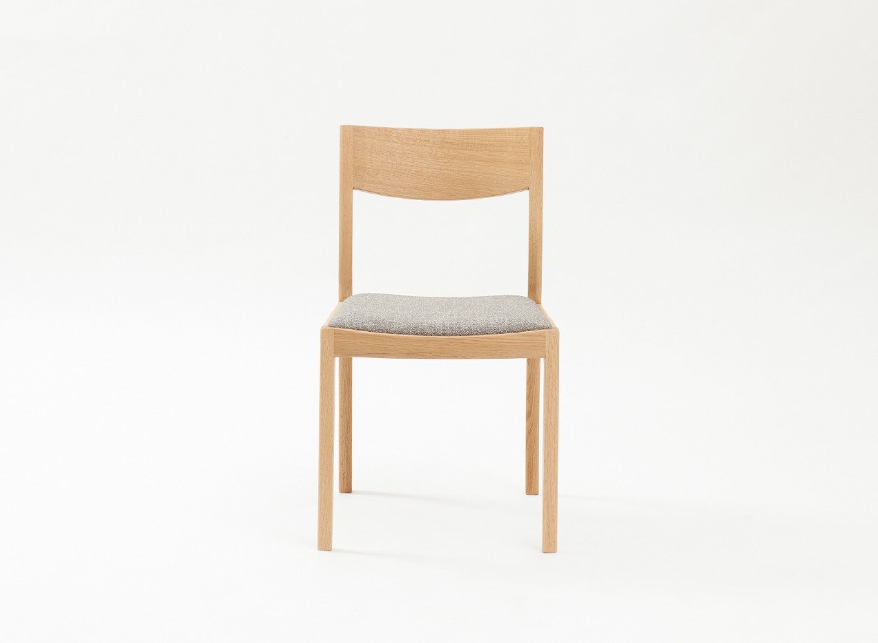 Putila Chair