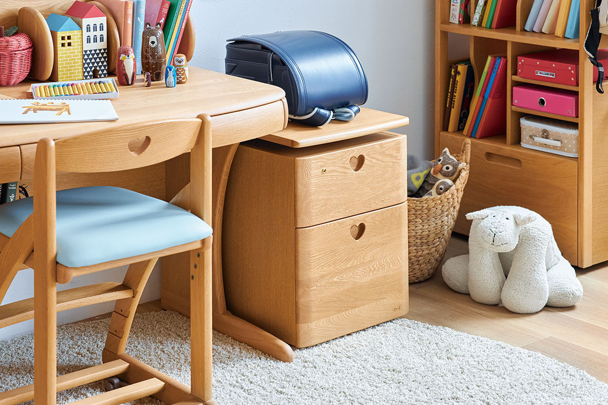 【C0356】★浜本工芸★学習机★勉強机★キャビネット付★本立て付★椅子付★４点セット★ 浜本工芸 学習机 本立て チェア キャビネット付 勉強机 大阪市内 引取