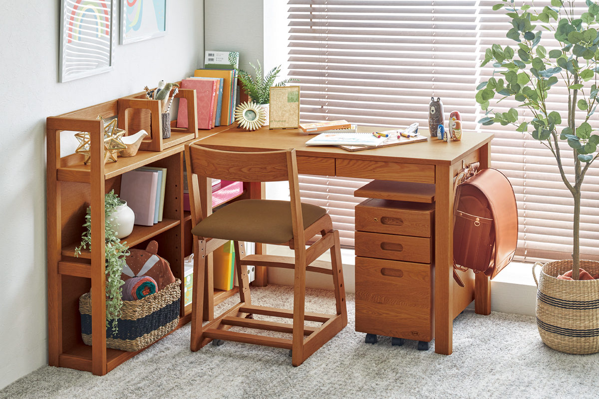 天板昇降式の大容量収納ワゴン｜No.28昇降袖｜学習デスク｜製品一覧  