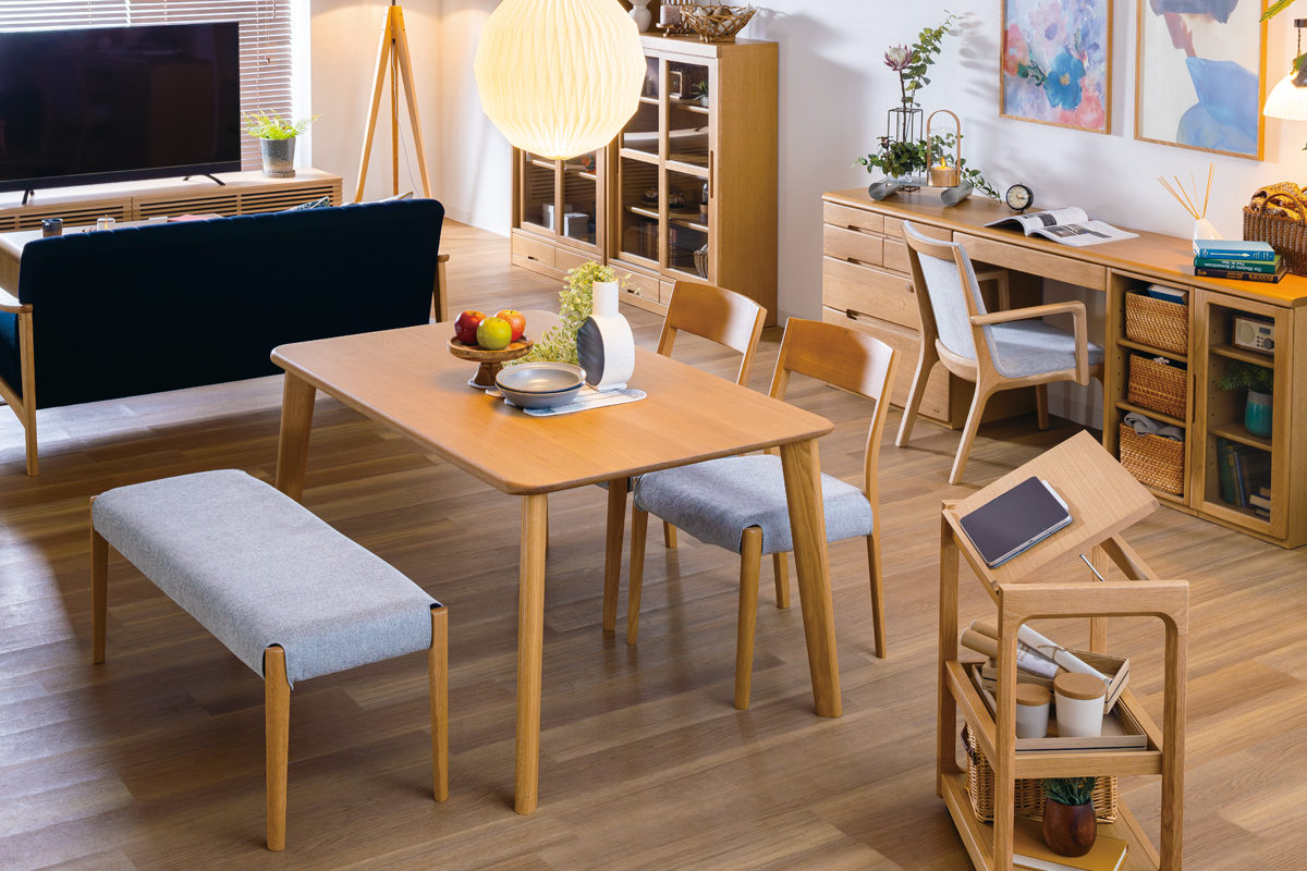 重厚でも圧迫感を感じさせないデザインのダイニングテーブル DT-5400  